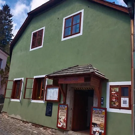 Vltava Port Riverside Restaurant-cafe-pension ゲストハウス チェスキー クルムロフ